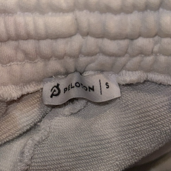 Peloton Tie Dye Drawstring Athleisure Sweat Pant Terry Cloth Shorts - Picture 2 of 3